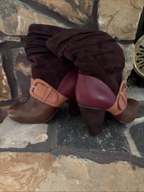 Fossil Mixed-Material Brown & Burgundy Suede Ankle Boots with Tan Buckle